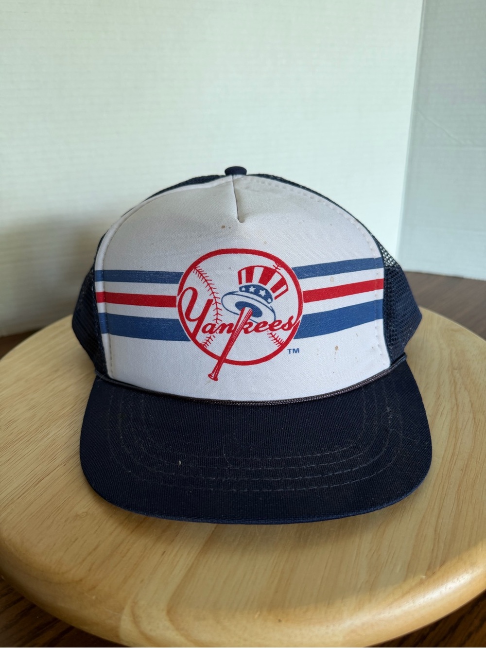 Vintage New York Yankees Trucker Hat MLB Snapback Mesh Foam Front 80s 90s